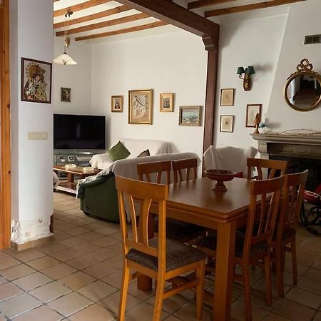 Ca Corrales: Como En La Playa, Pero En El Pueblo Calp Exterior foto