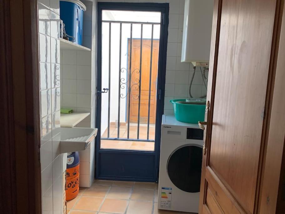 Ca Corrales: Como En La Playa, Pero En El Pueblo Calp Exterior foto