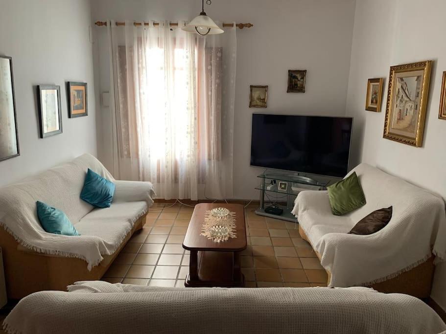 Ca Corrales: Como En La Playa, Pero En El Pueblo Calp Exterior foto